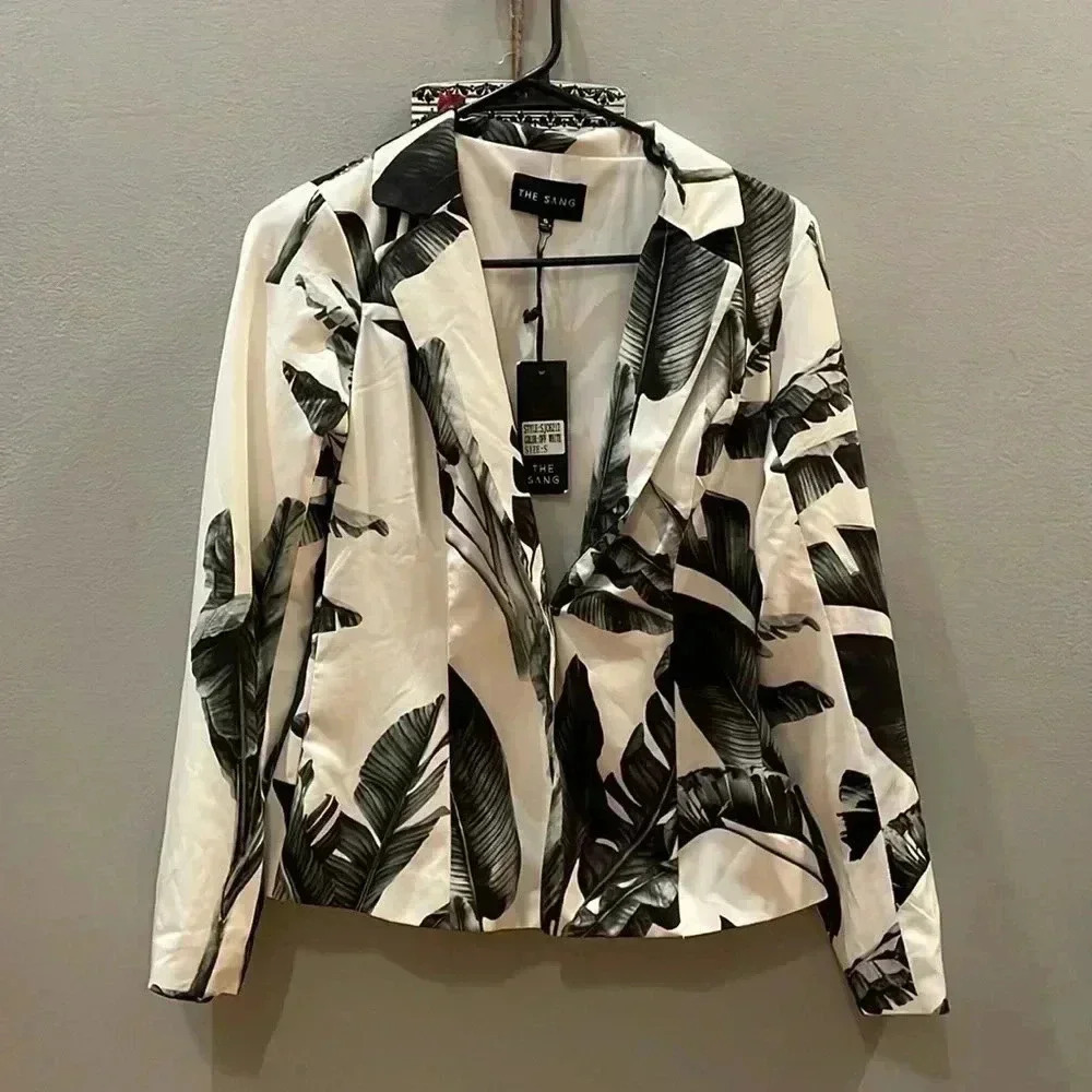 Women’s Blazer-The Sang-Size Small
